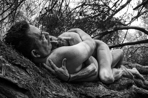 Abrazo-entre-hombres