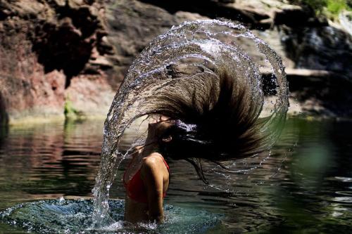 Mujer-en-agua