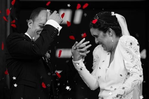 Petalos-rojos-de-boda